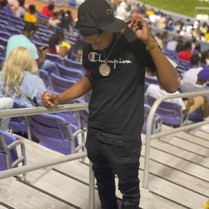 Meet your Posher, Drew